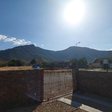 Апартаменти Tj Self-Catering Ґраафф-Рейнет Номер фото